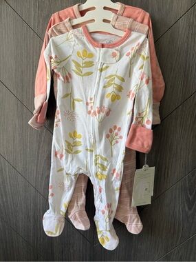 cloud island 3-Pack Zip Up Sleep n’ Play Footed Sleepers